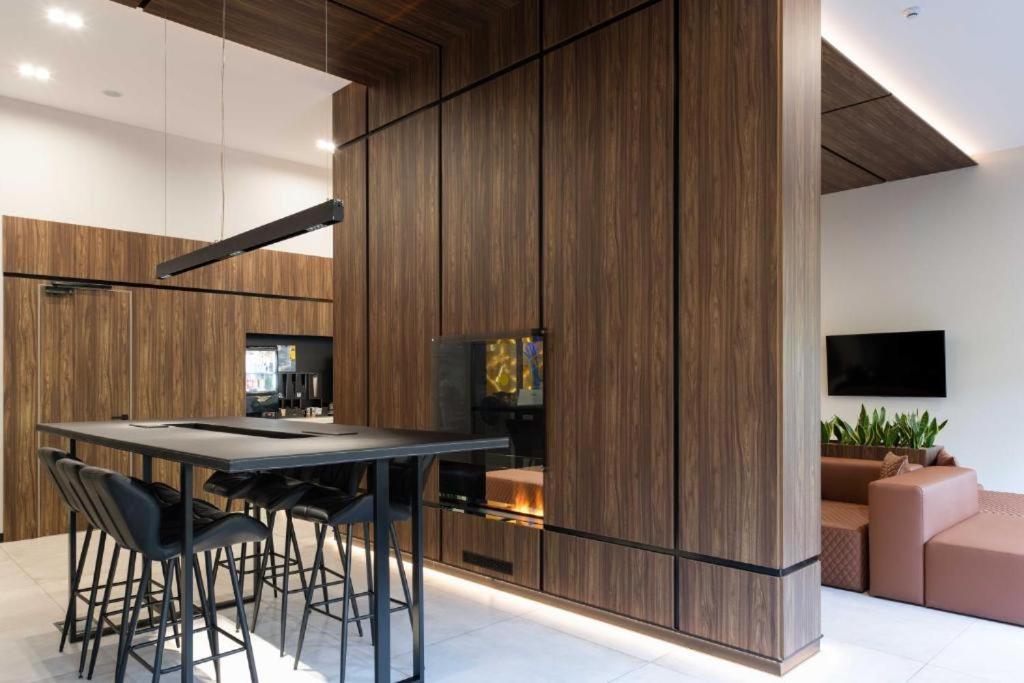 Cube House Kyiv Exterior foto